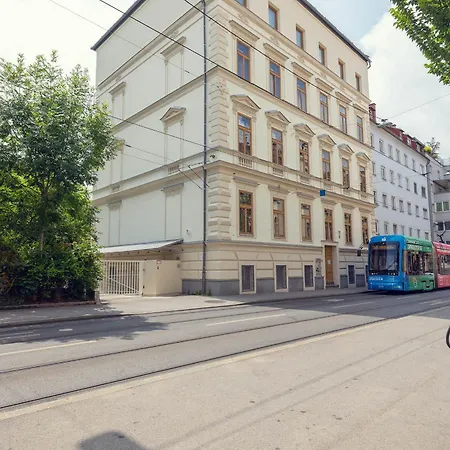 Leonart Living 32 Appartement