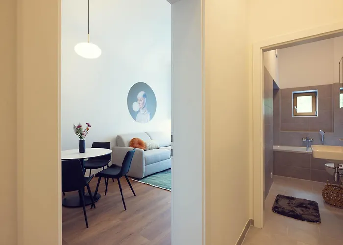 Leonart Living 32 Apartment